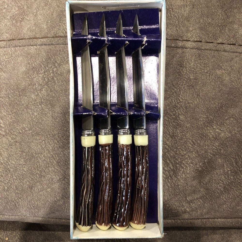 Martin Cupp & Son Inc. 4 Piece Steak Knives Set